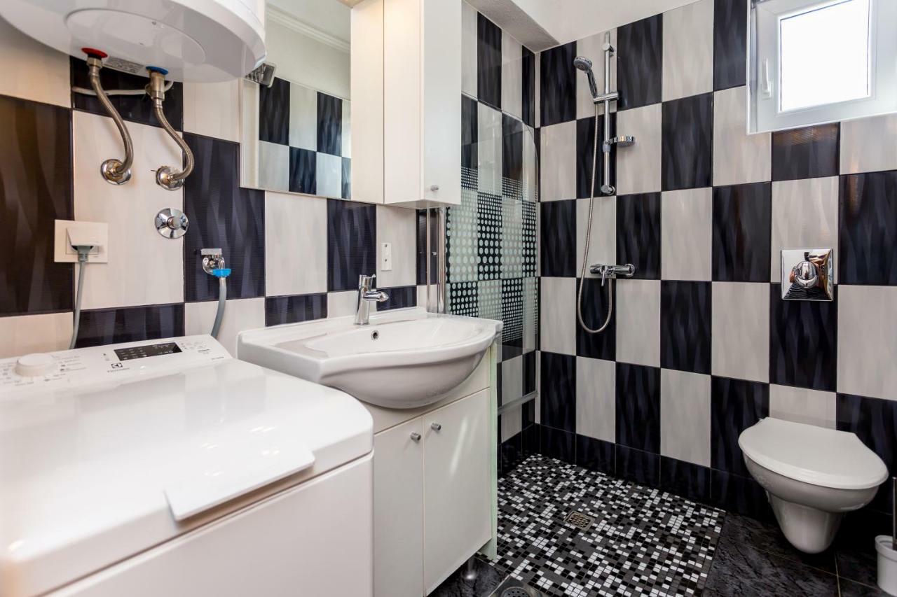Apartments Blaza Podstrana Ngoại thất bức ảnh