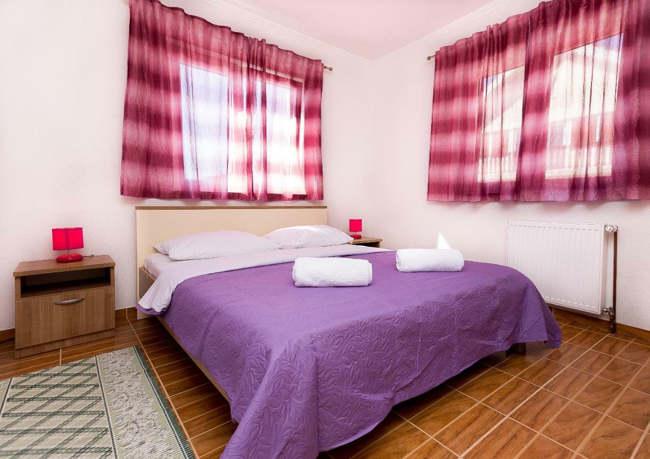 Apartments Blaza Podstrana Ngoại thất bức ảnh